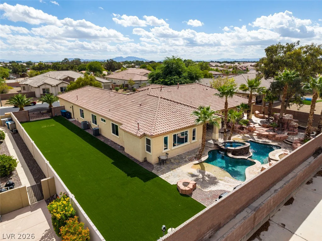 7561 Prancing Pony, Las Vegas, NV 89131