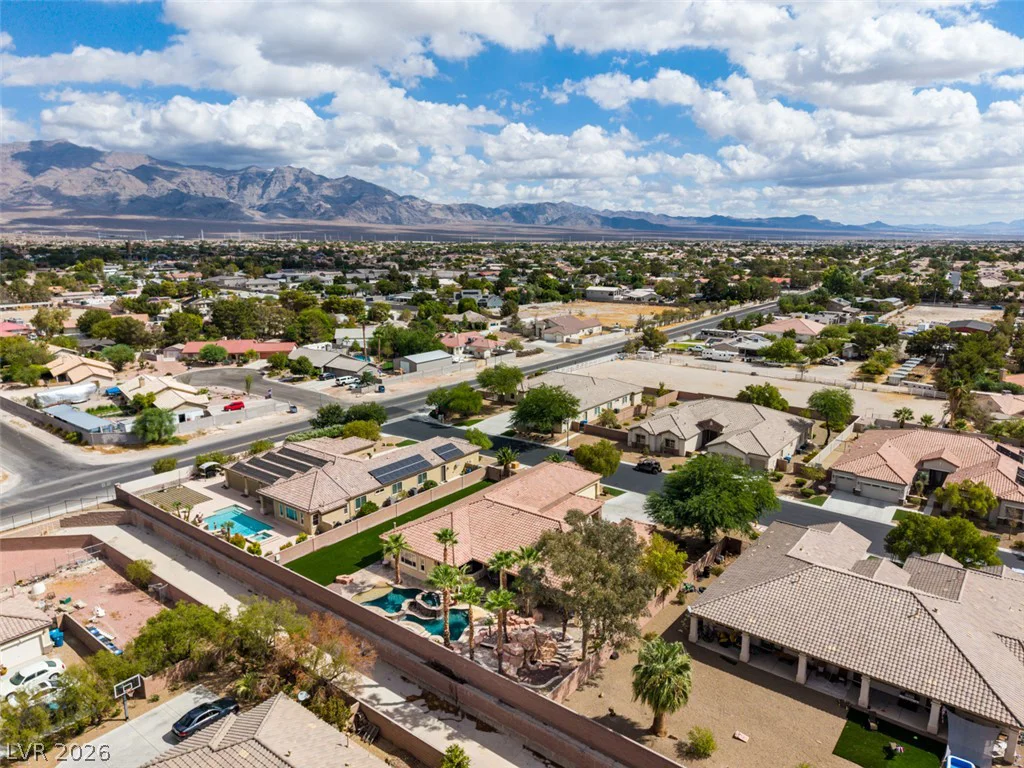 7561 Prancing Pony, Las Vegas, NV 89131