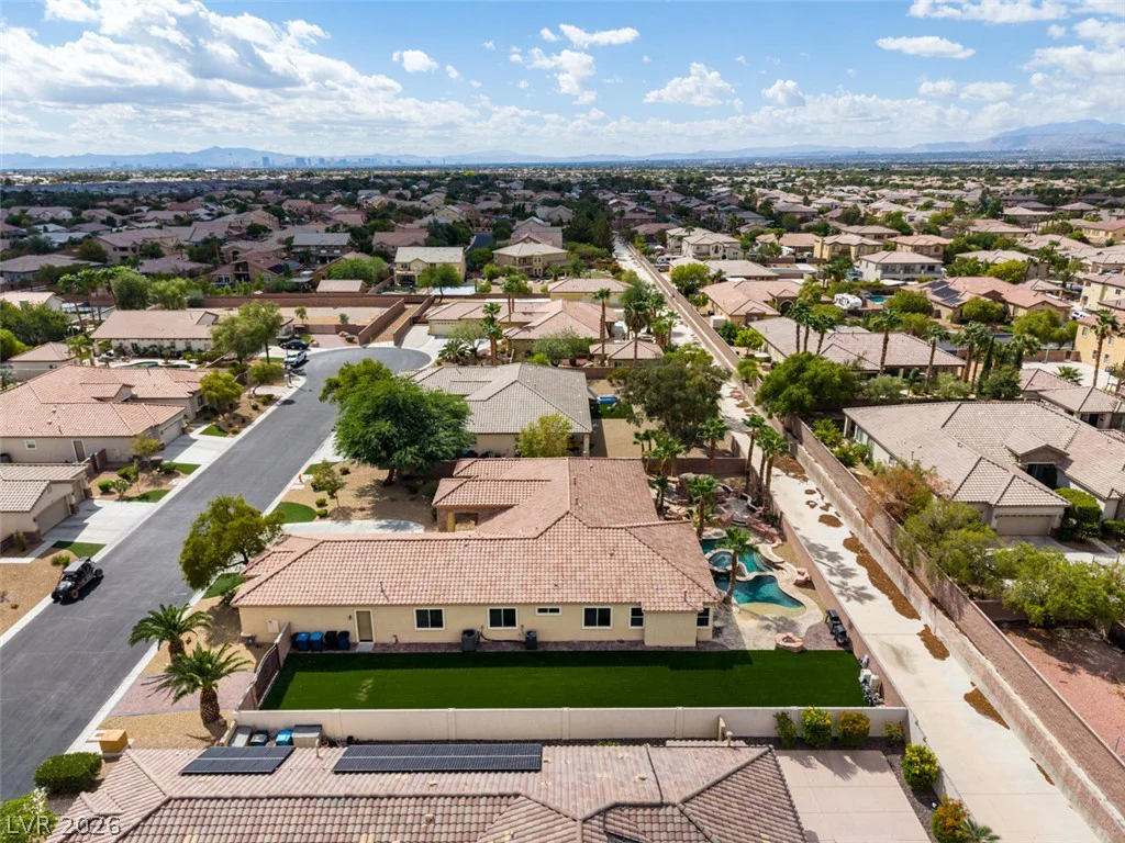 7561 Prancing Pony, Las Vegas, NV 89131