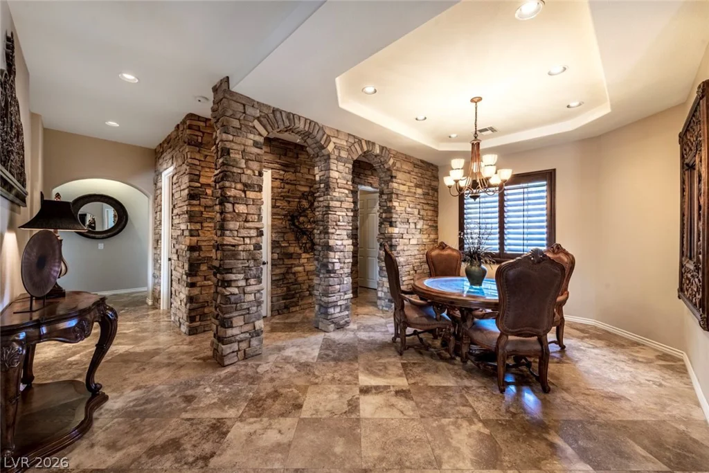 7561 Prancing Pony, Las Vegas, NV 89131