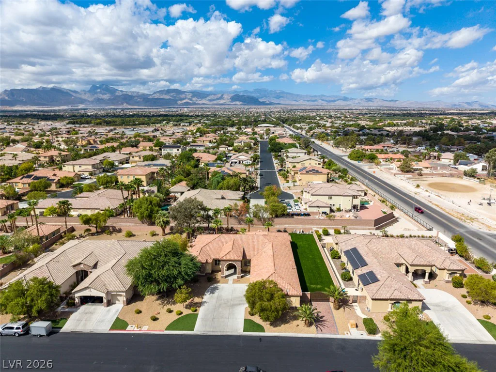 7561 Prancing Pony, Las Vegas, NV 89131
