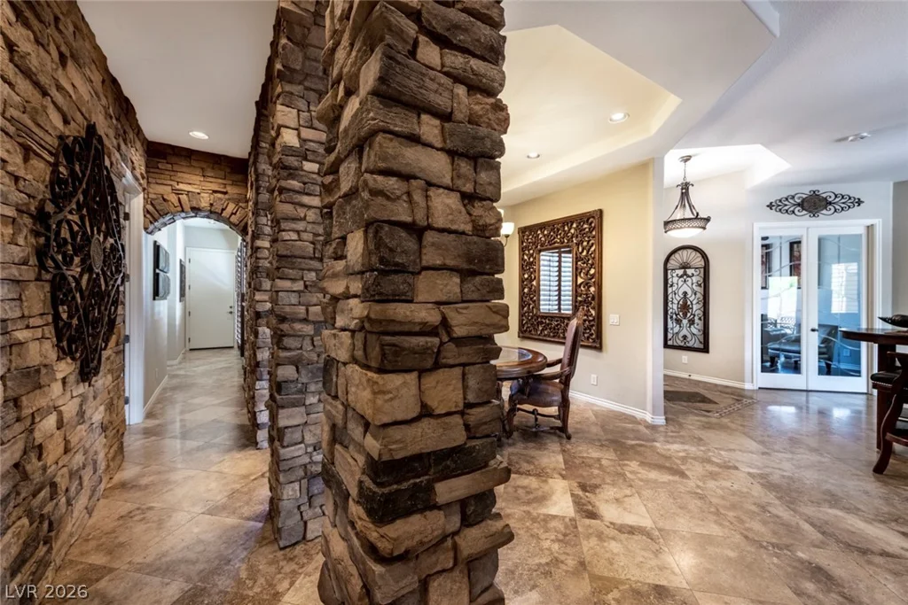 7561 Prancing Pony, Las Vegas, NV 89131