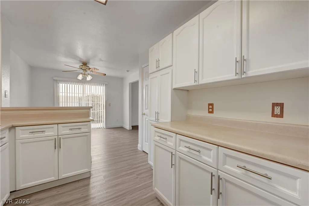 8464 Vast Horizon, Las Vegas, NV 89129