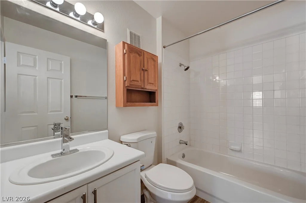8464 Vast Horizon, Las Vegas, NV 89129