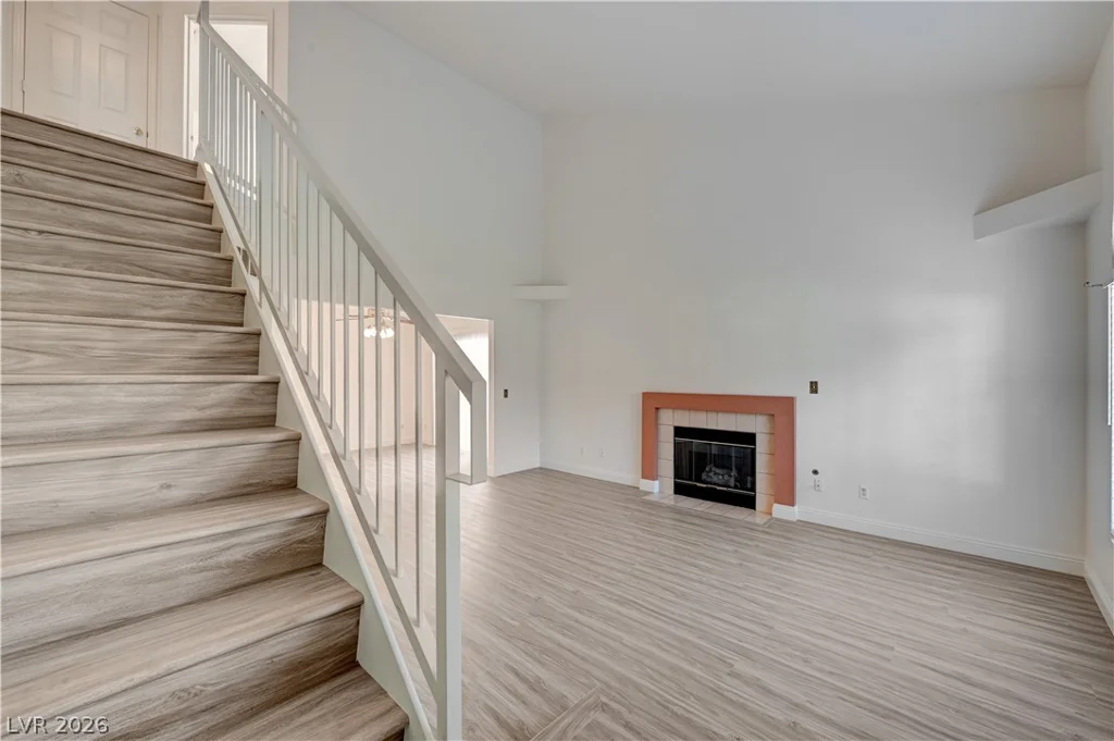 8464 Vast Horizon, Las Vegas, NV 89129