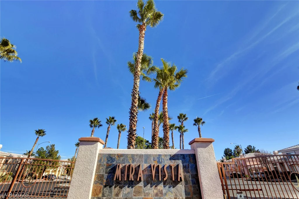8464 Vast Horizon, Las Vegas, NV 89129