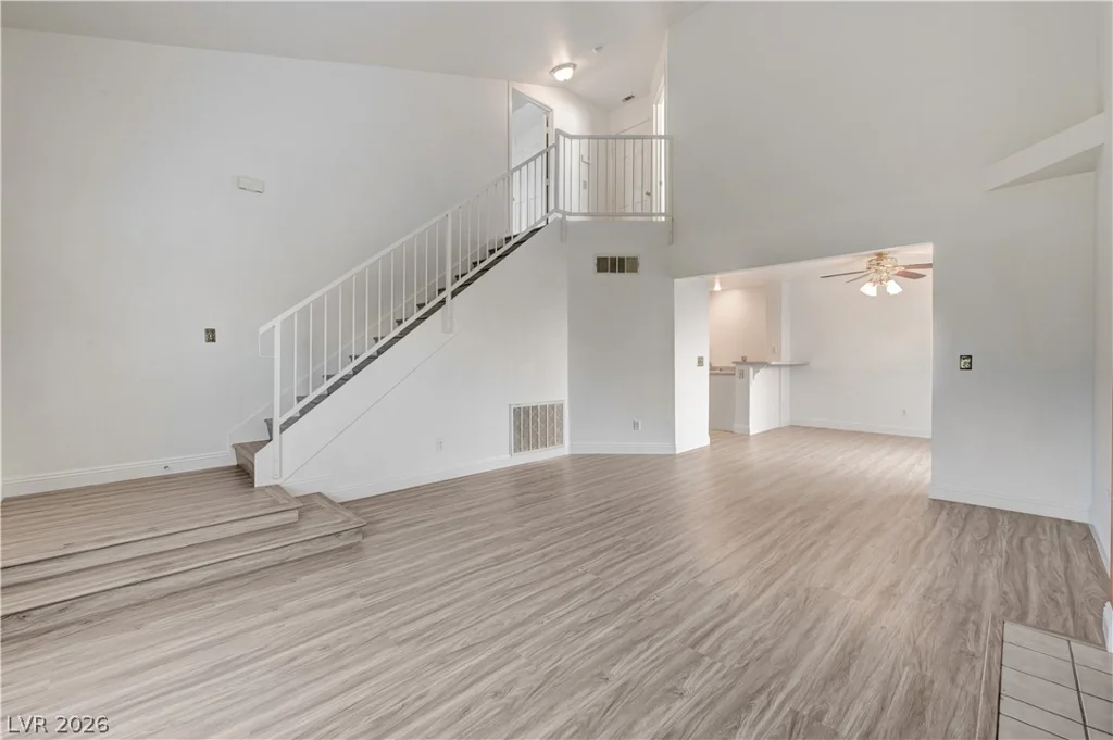 8464 Vast Horizon, Las Vegas, NV 89129