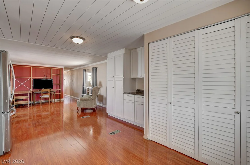 3472 Katmai, Las Vegas, NV 89122
