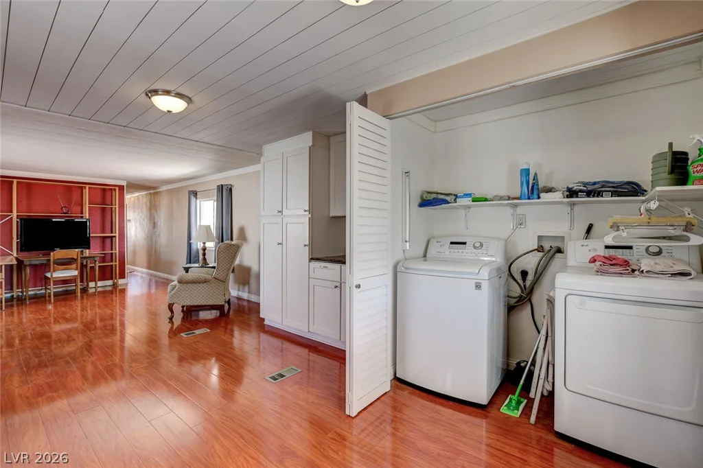 3472 Katmai, Las Vegas, NV 89122