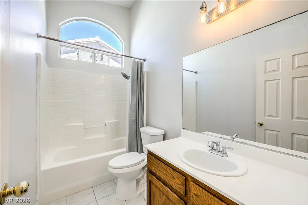 114 Vista Del Lago, Henderson, NV 89015