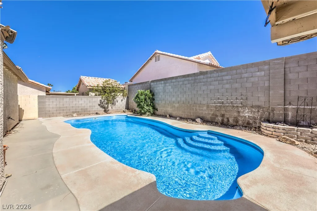 114 Vista Del Lago, Henderson, NV 89015