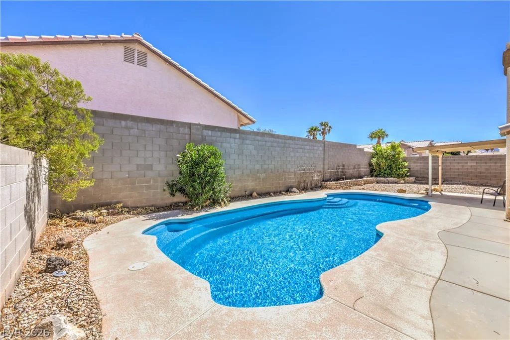 114 Vista Del Lago, Henderson, NV 89015