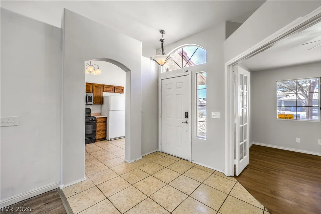 114 Vista Del Lago, Henderson, NV 89015