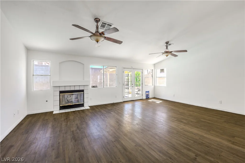 114 Vista Del Lago, Henderson, NV 89015