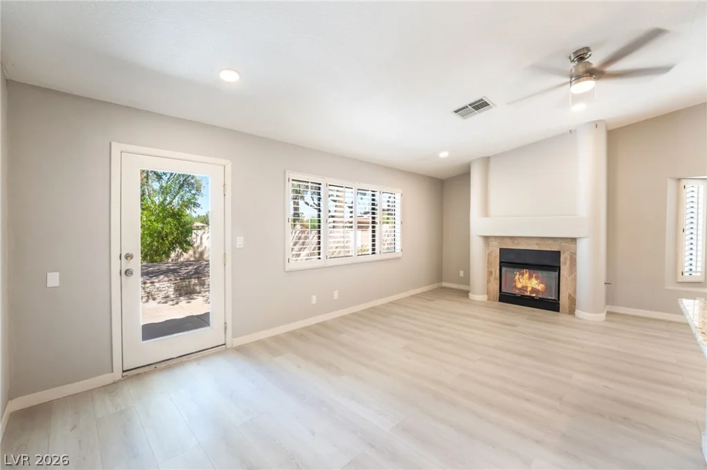 2433 Chatfield, Las Vegas, NV 89128