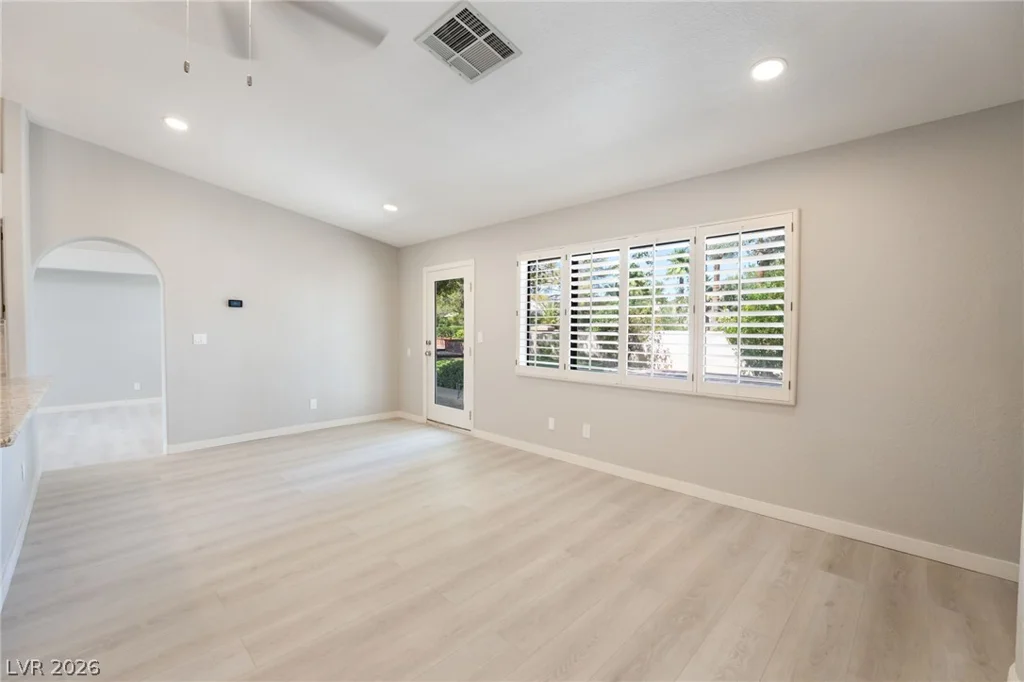 2433 Chatfield, Las Vegas, NV 89128
