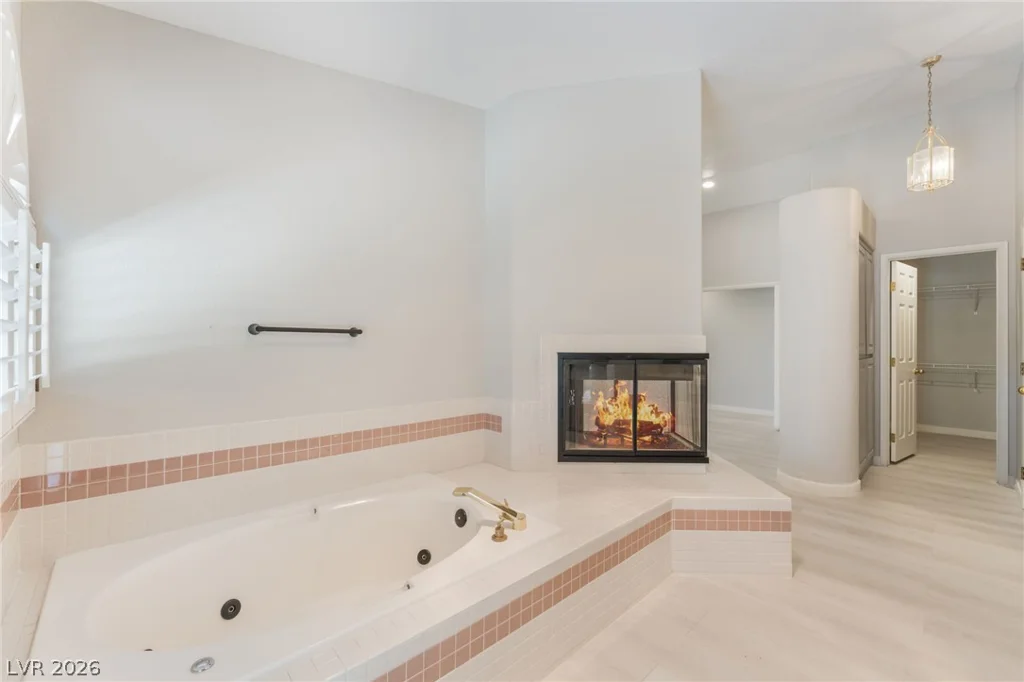 2433 Chatfield, Las Vegas, NV 89128