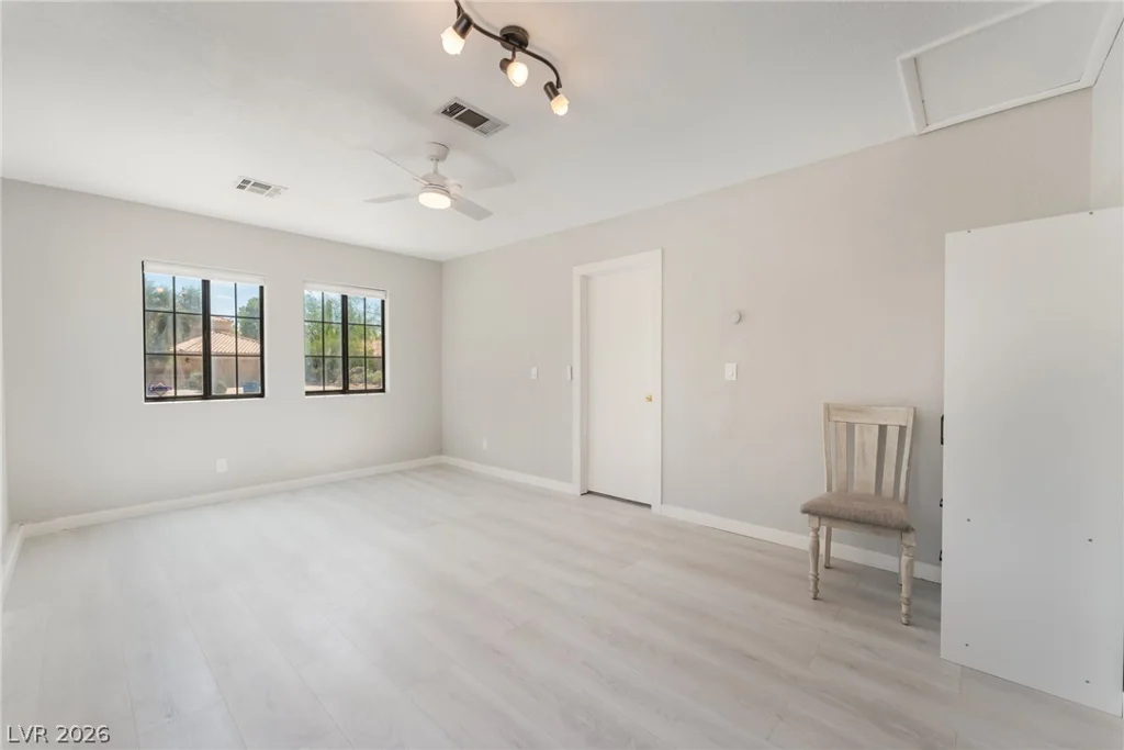 2433 Chatfield, Las Vegas, NV 89128