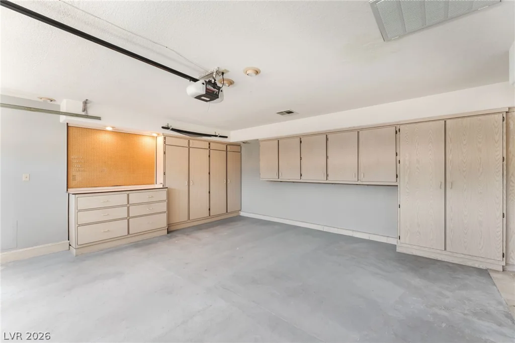 2433 Chatfield, Las Vegas, NV 89128