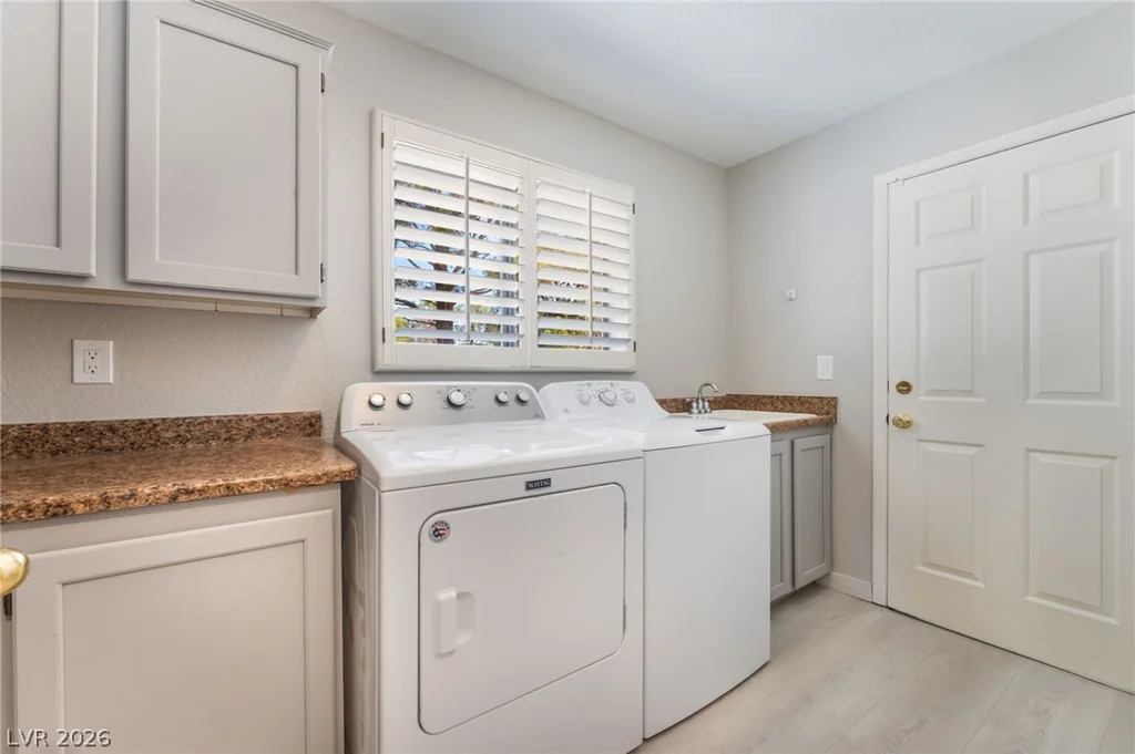 2433 Chatfield, Las Vegas, NV 89128