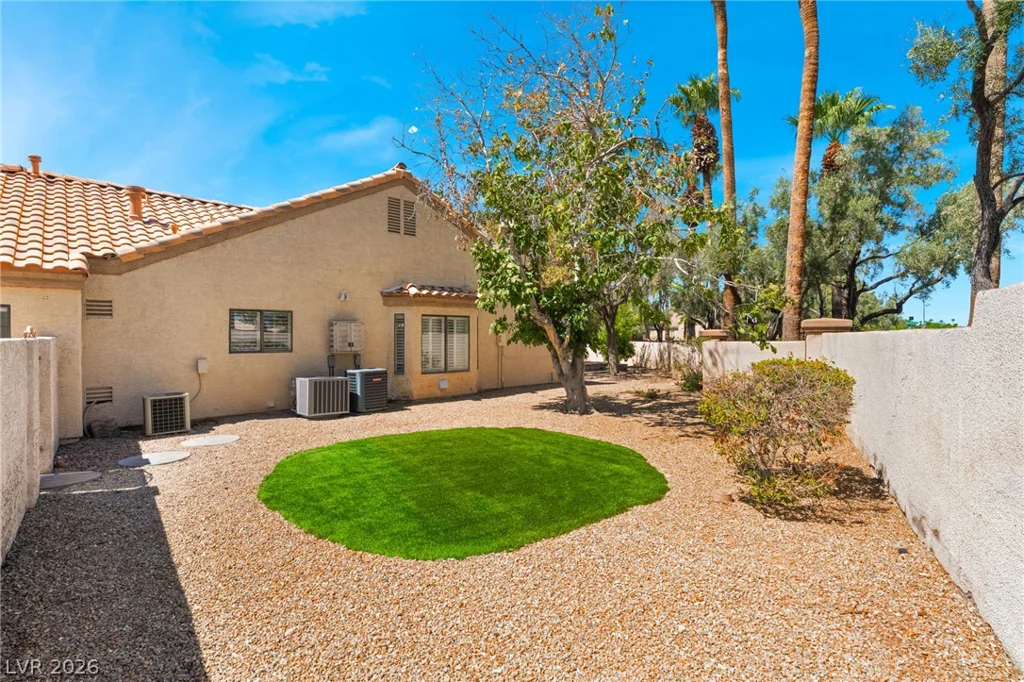2433 Chatfield, Las Vegas, NV 89128