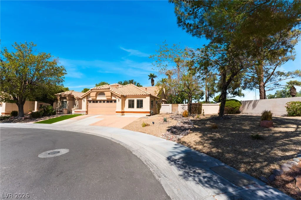 2433 Chatfield, Las Vegas, NV 89128