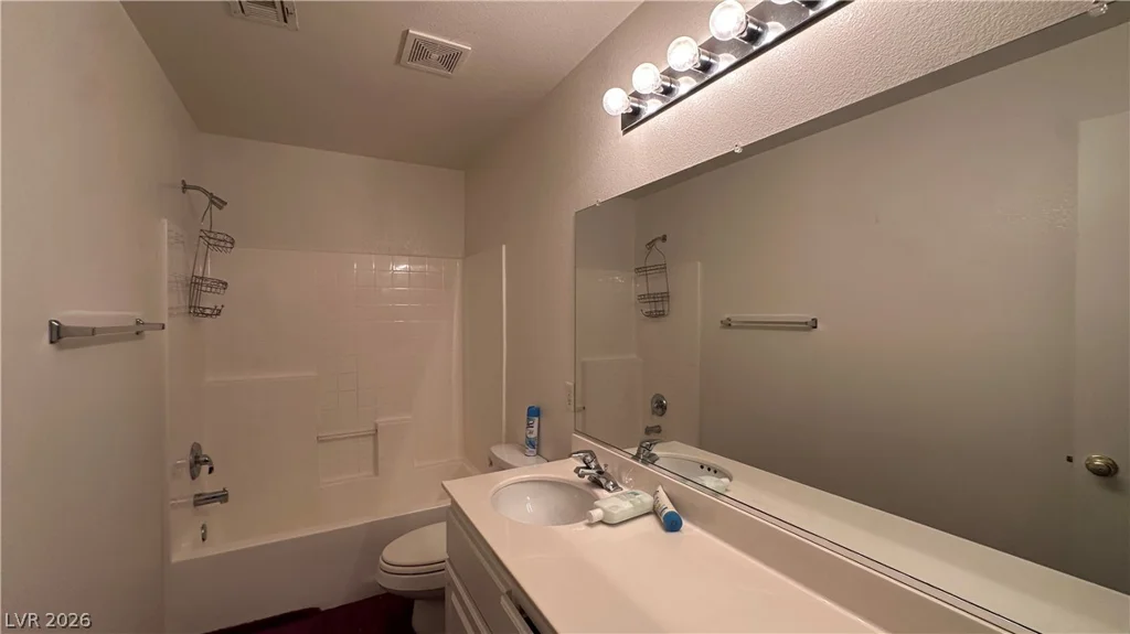 8343 Sterling Harbor, Las Vegas, NV 89117