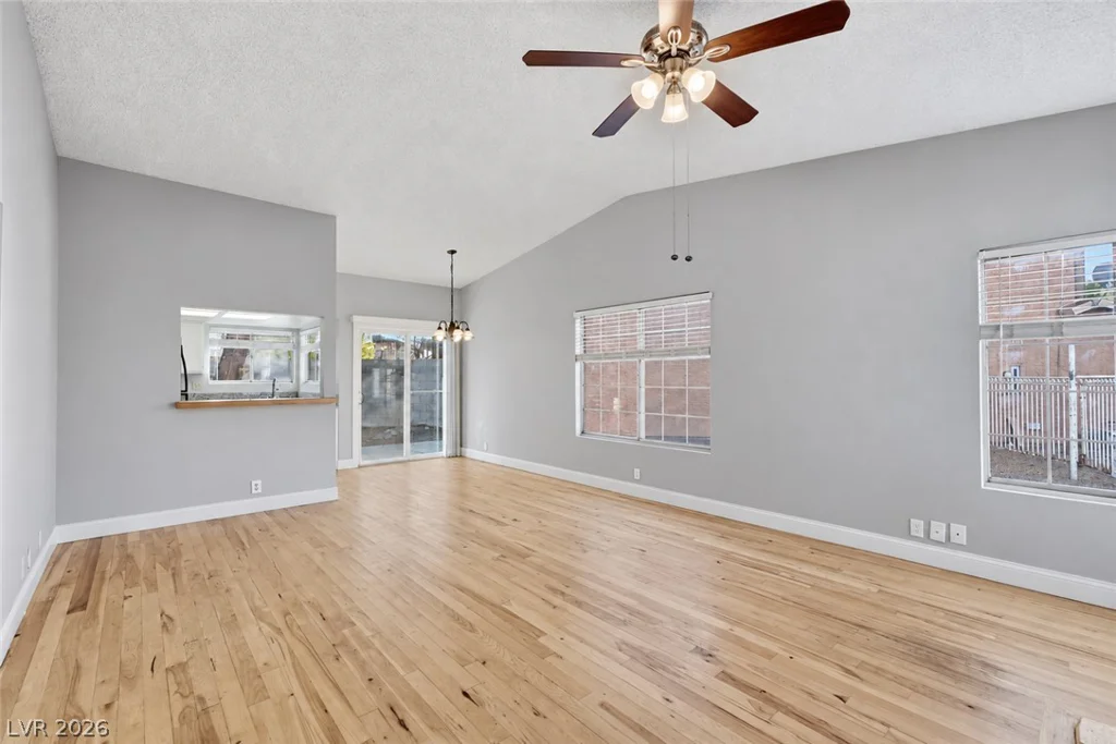 6808 Megan, Las Vegas, NV 89108