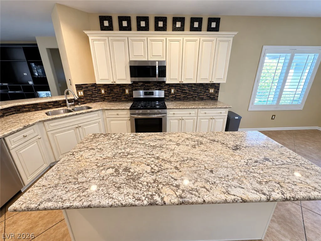 2309 Ozark Plateau, Henderson, NV 89044