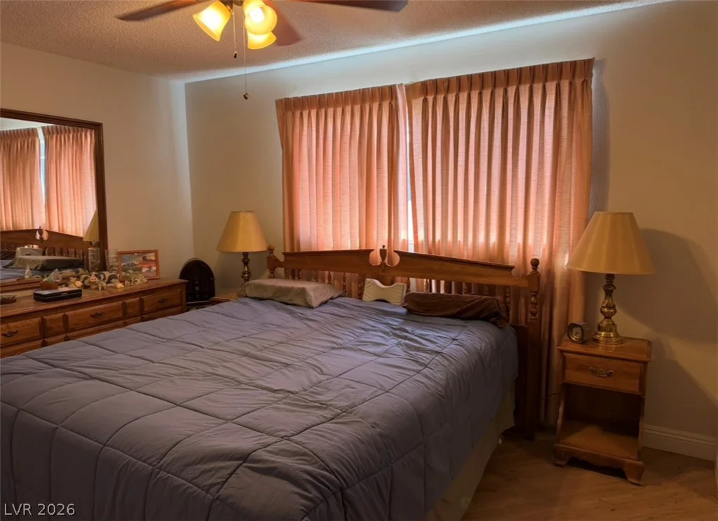 5713 Harmony, Las Vegas, NV 89107