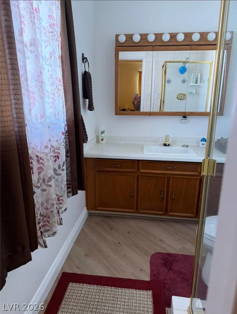 5713 Harmony, Las Vegas, NV 89107