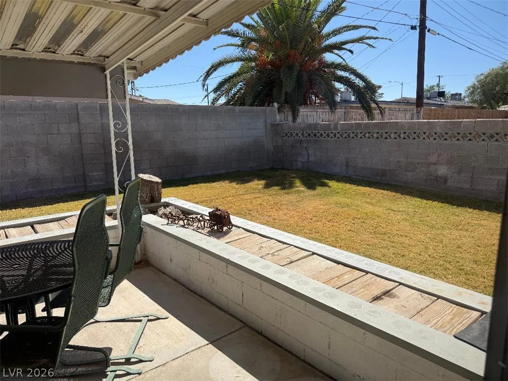 5713 Harmony, Las Vegas, NV 89107