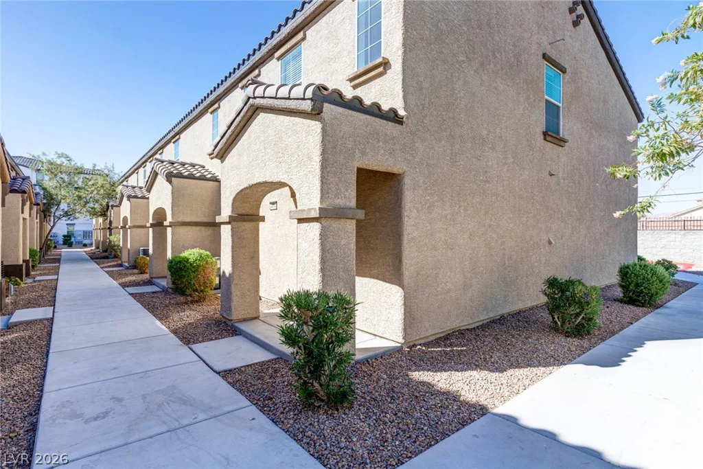 4474 Pineham, Las Vegas, NV 89115