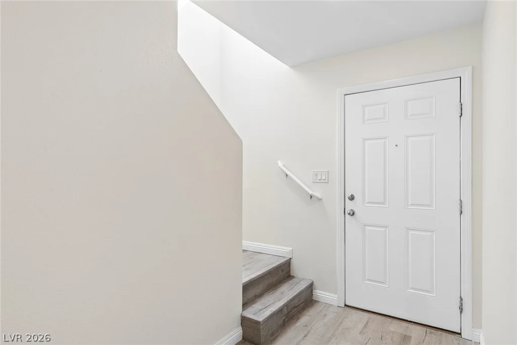 4474 Pineham, Las Vegas, NV 89115