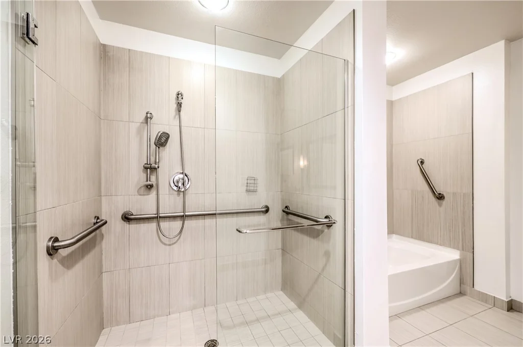 8925 Flamingo, Las Vegas, NV 89147