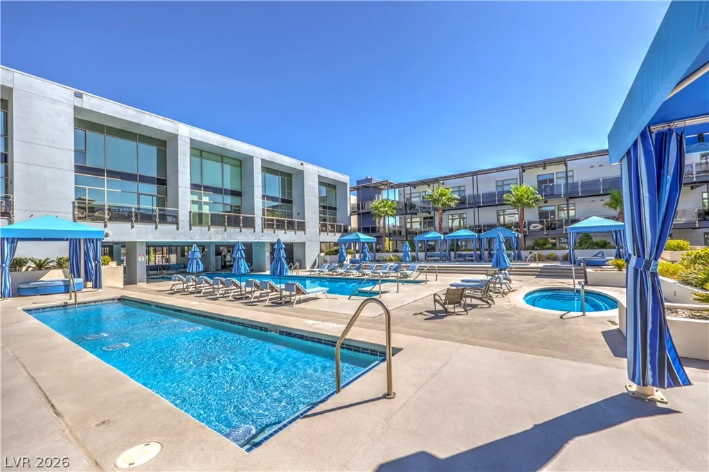 8925 Flamingo, Las Vegas, NV 89147