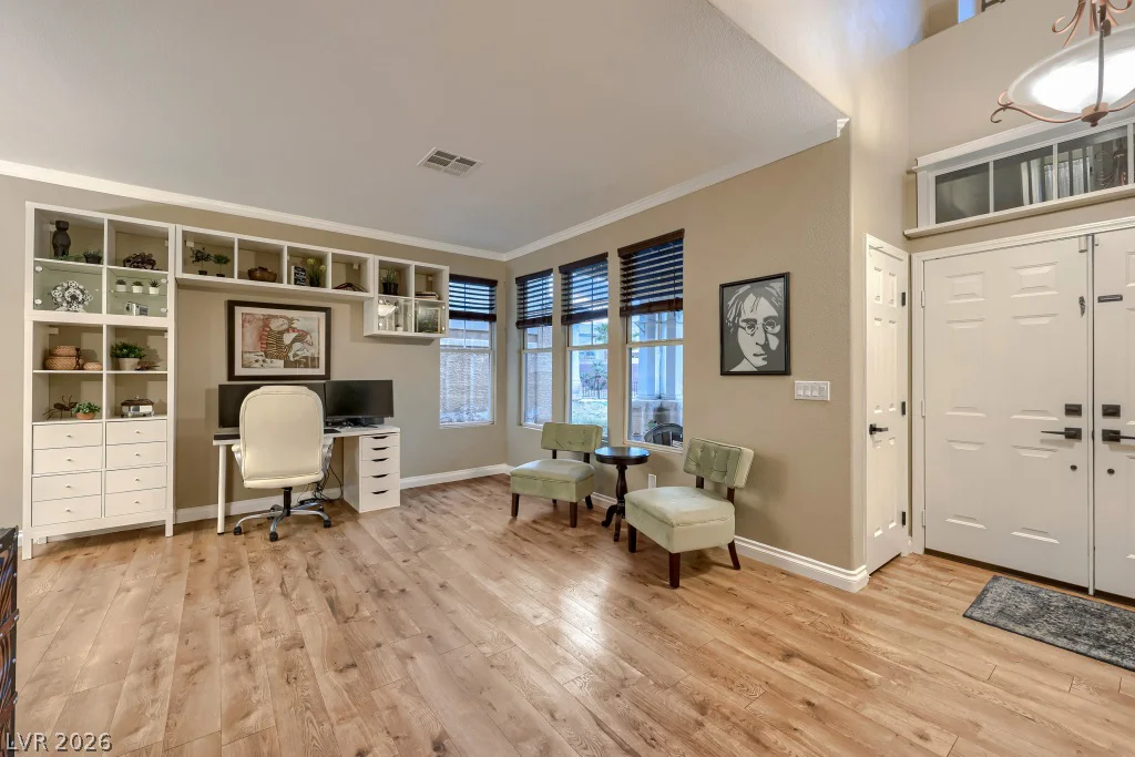 9739 Tumble Lake, Las Vegas, NV 89147