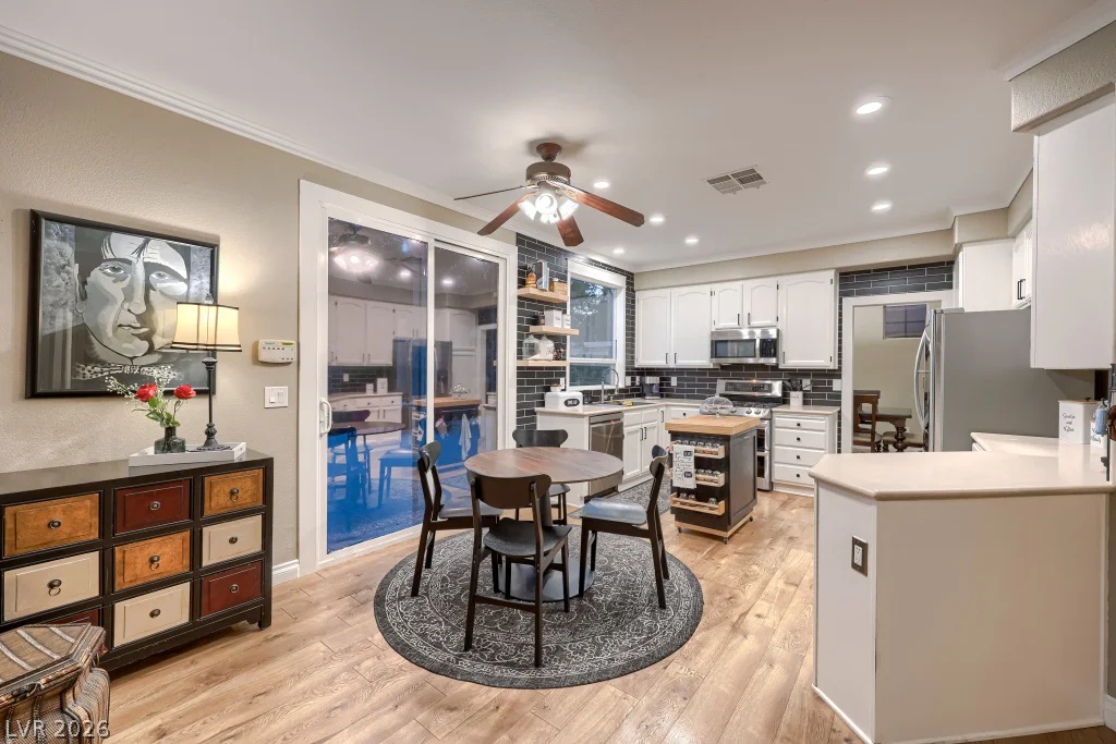 9739 Tumble Lake, Las Vegas, NV 89147
