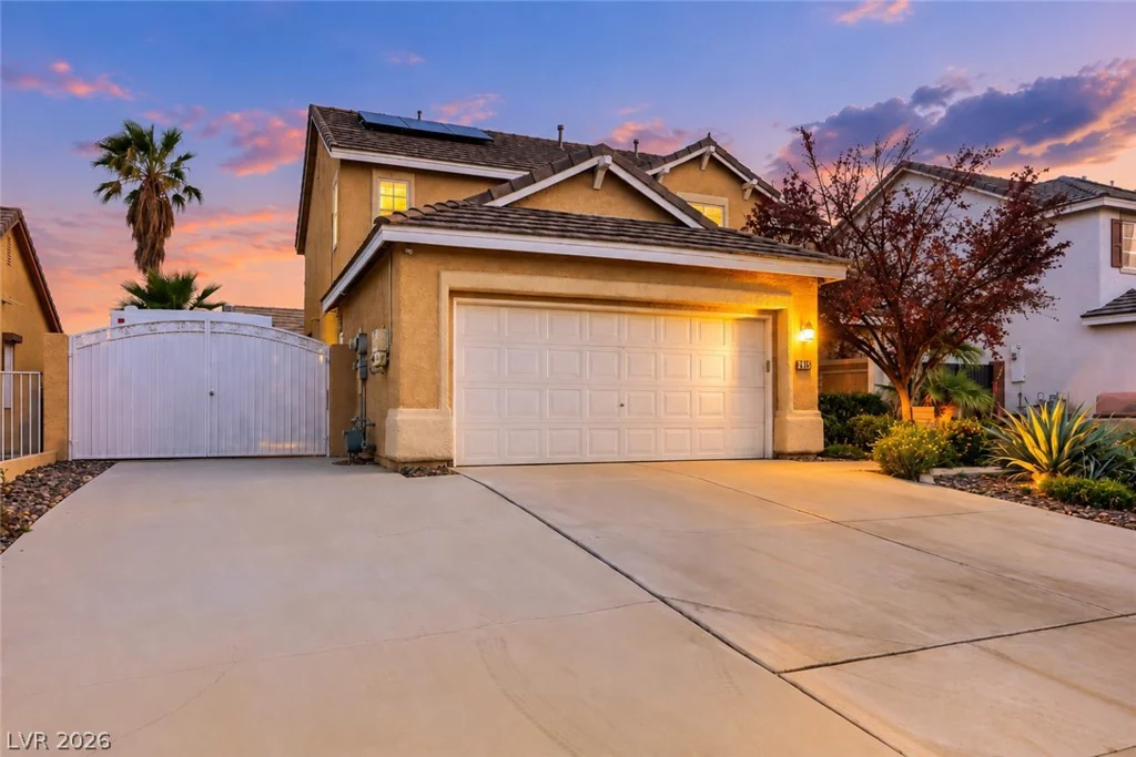 9739 Tumble Lake, Las Vegas, NV 89147