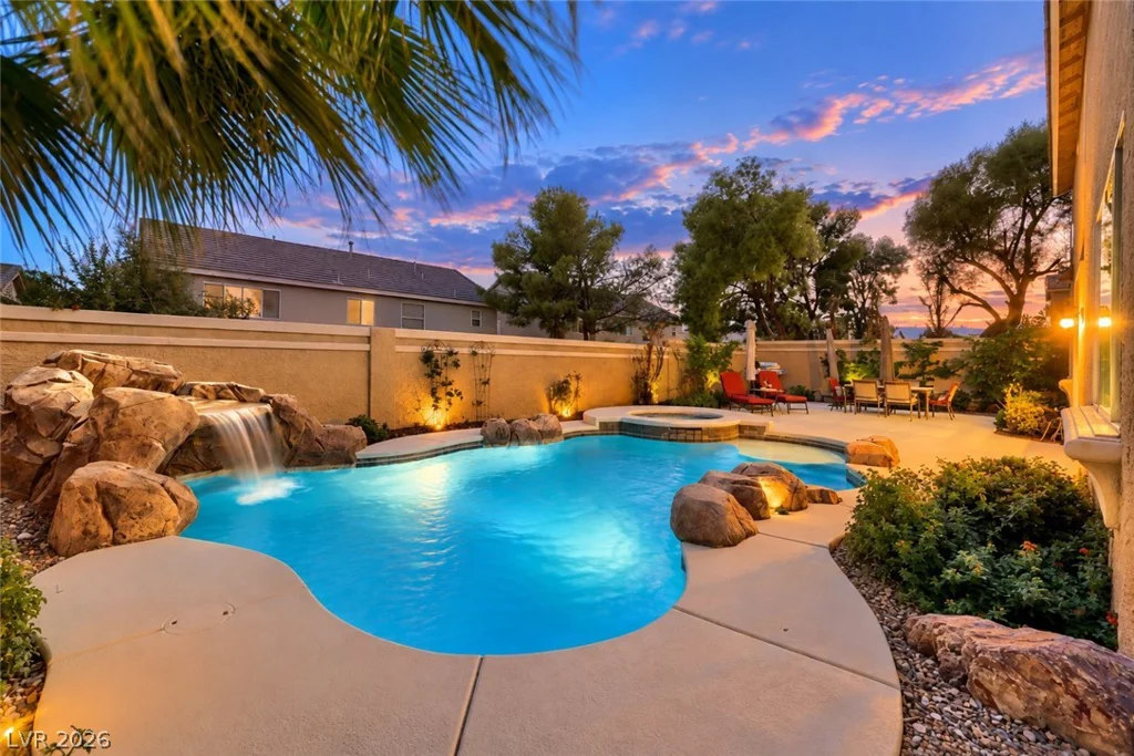 9739 Tumble Lake, Las Vegas, NV 89147