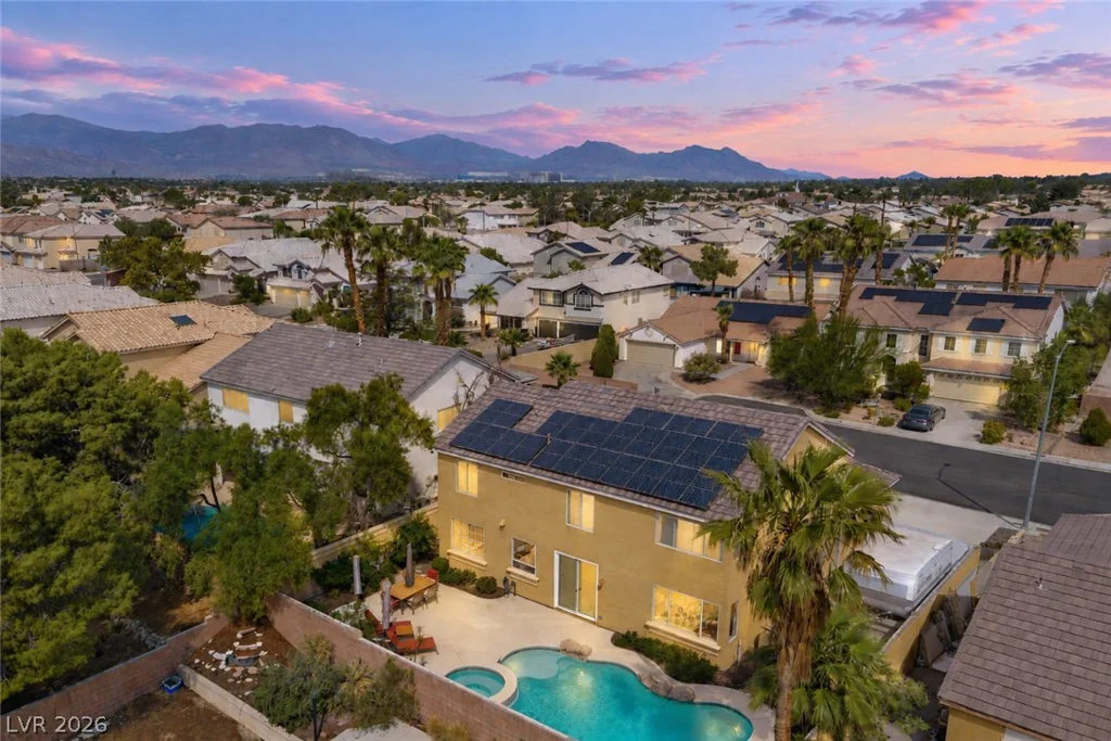 9739 Tumble Lake, Las Vegas, NV 89147