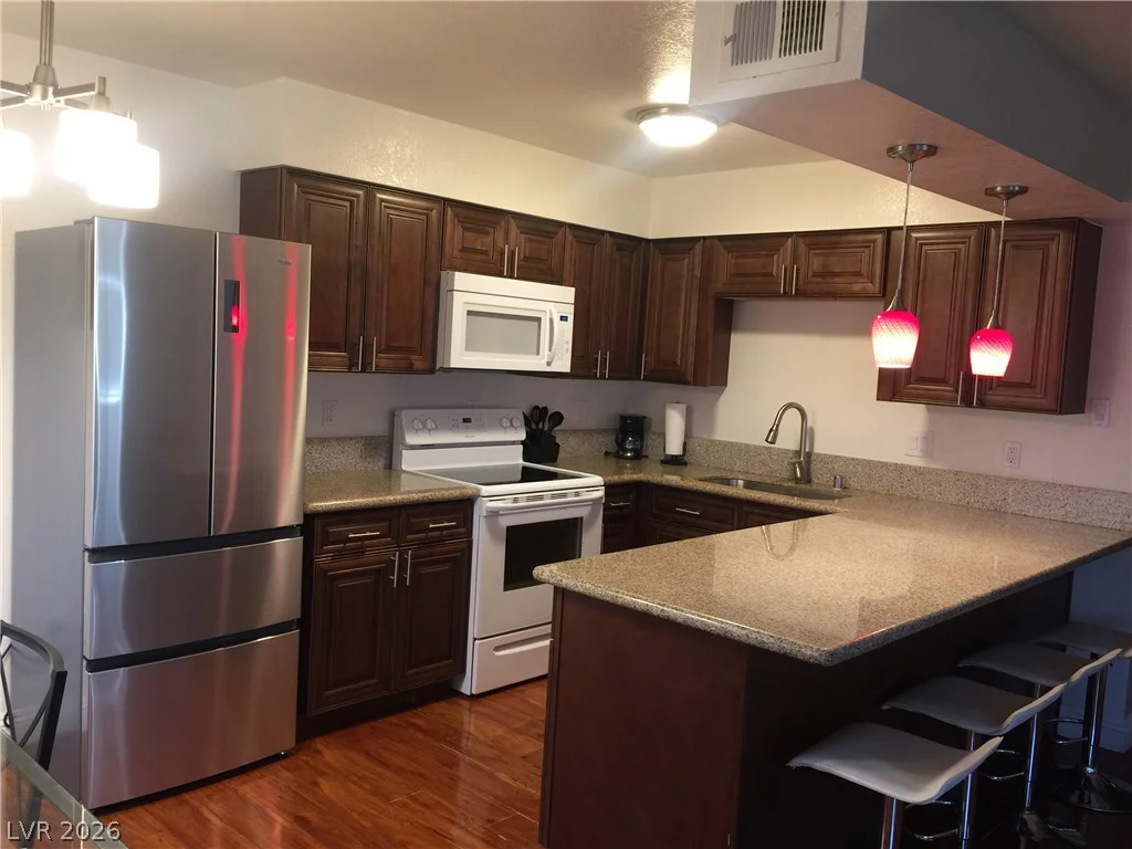 1215 Rawhide, Las Vegas, NV 89119
