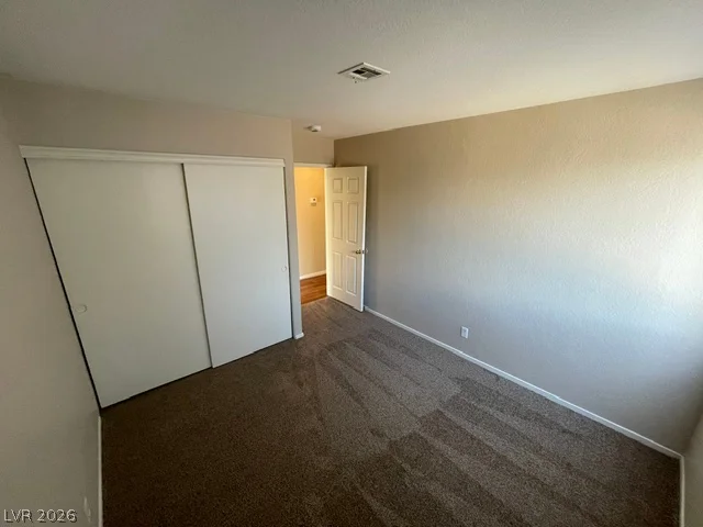 5034 Rainbow, Las Vegas, NV 89118