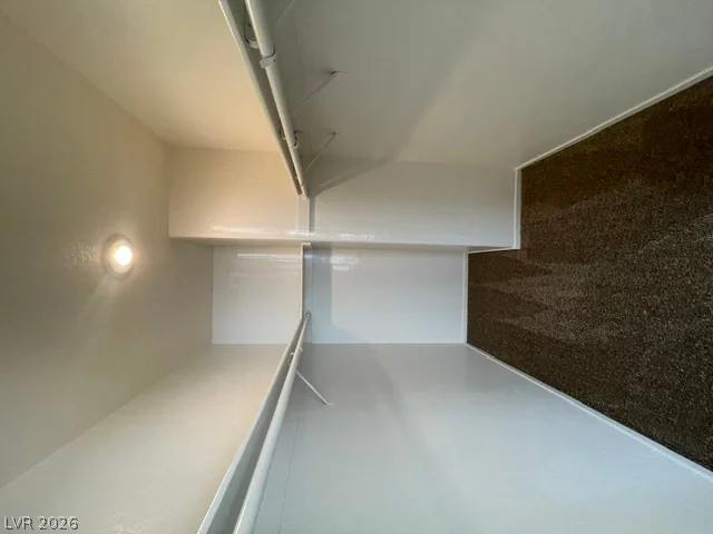 5034 Rainbow, Las Vegas, NV 89118