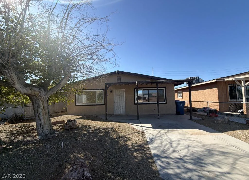 851 Carey, North Las Vegas, NV 89030