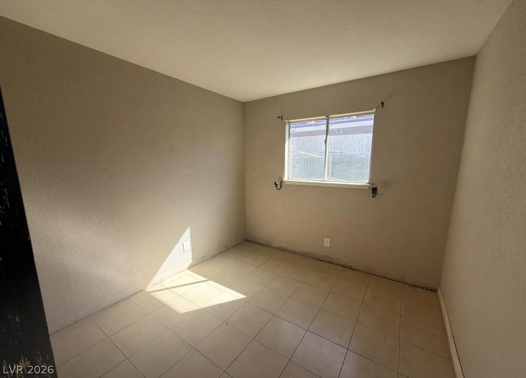 851 Carey, North Las Vegas, NV 89030
