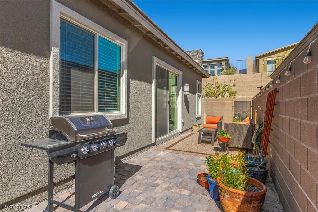 905 Belleforte, Las Vegas, NV 89138