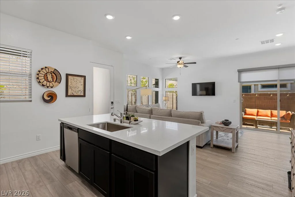 905 Belleforte, Las Vegas, NV 89138