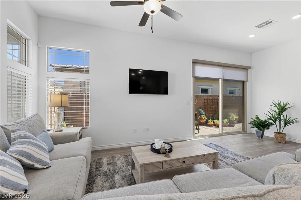 905 Belleforte, Las Vegas, NV 89138