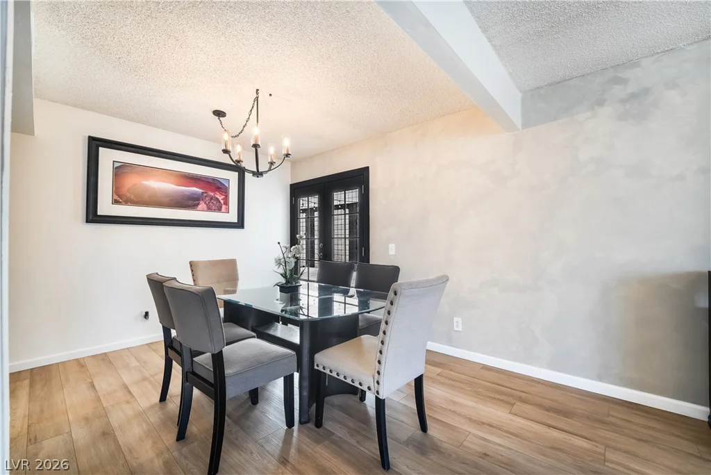 3823 Columbus, Las Vegas, NV 89121